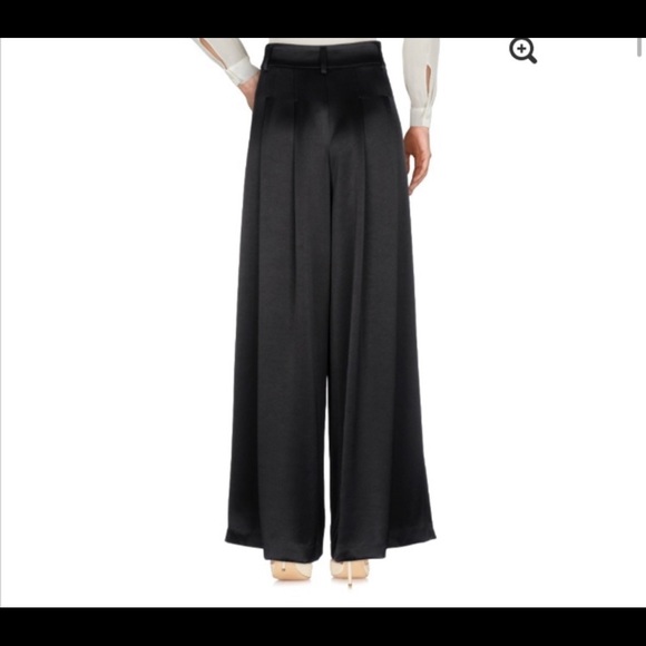 NWT Alice+Olivia wide leg shimmer satin pants 2. - Picture 2 of 16